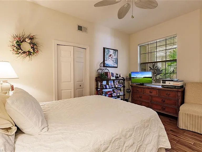 3910 Deer Crossing Ct #1 — Photo 26