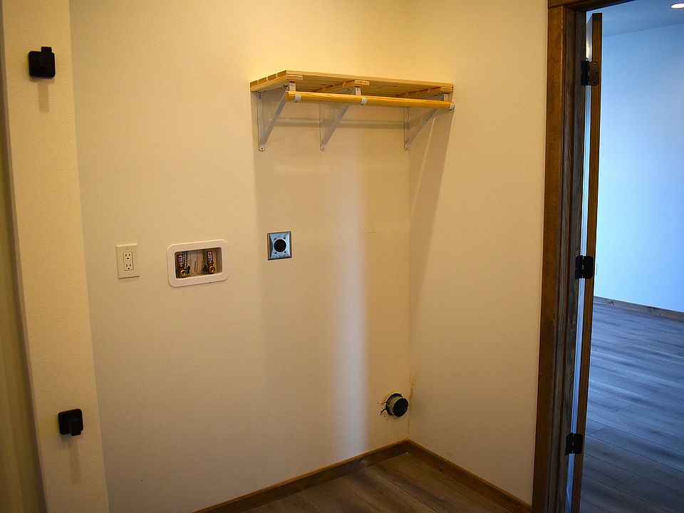 2nd image of 314 Hatley Dr