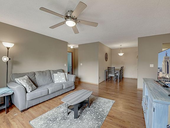 5th image of 334 Cari Park Ln