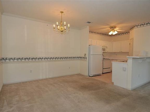 4th image of 150 Saddlebrook Ln Unit 521