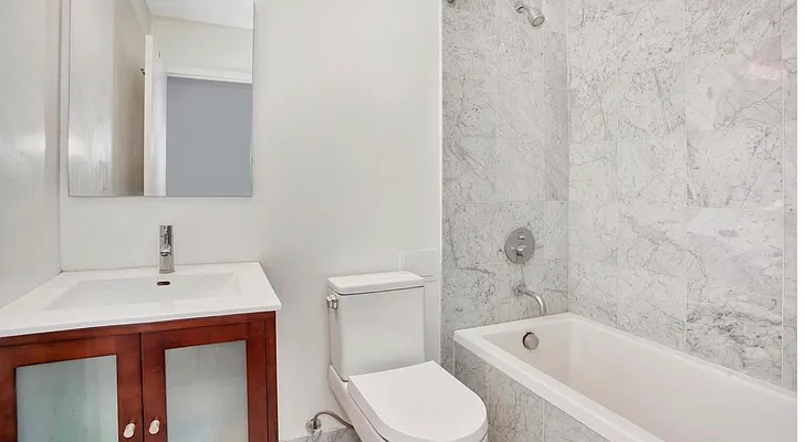 Rented by Level Group | media 10
