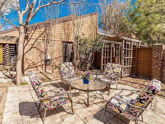 5th image of 3301 Water Oak Ct