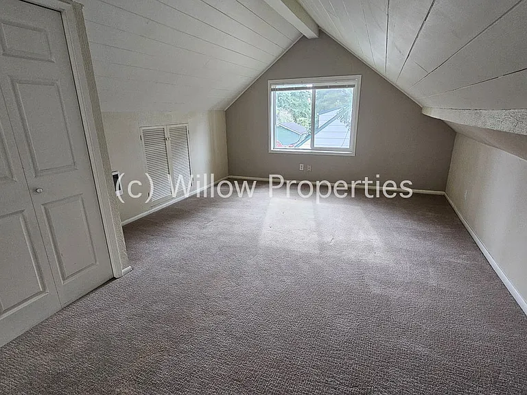 353 Eldorado Ave — Photo 8