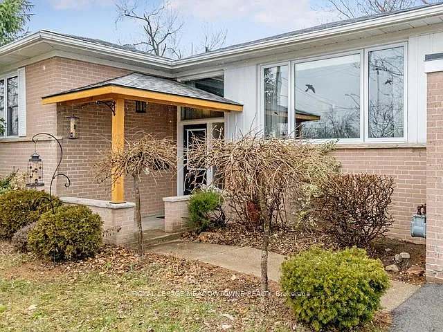 3 bed, $3,300 — Photo 4