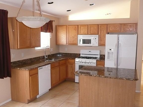 3rd image of 7056 W Harcuvar Dr