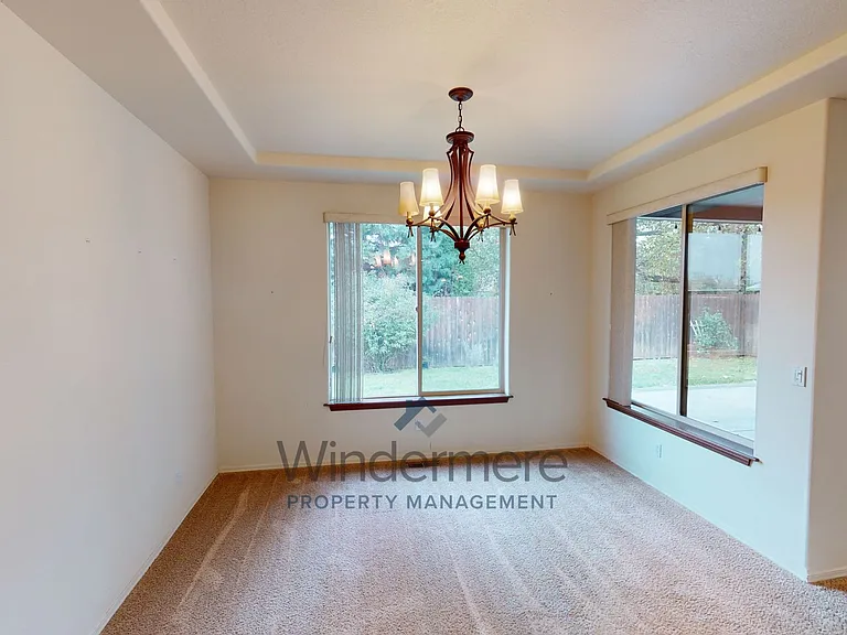 136 Costello Pl — Photo 9