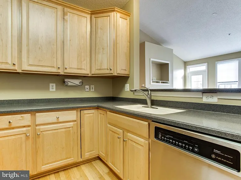 12170 Abington Hall Pl #303 — Photo 9