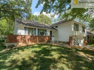 9123 Larsen Dr, Overland Park, KS 66214