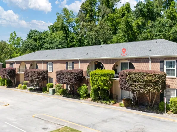 5516 Lakeshore Dr, Columbia, SC 29206