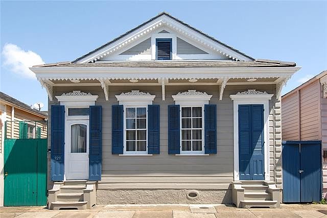 1st image of 929 Ursulines Ave
