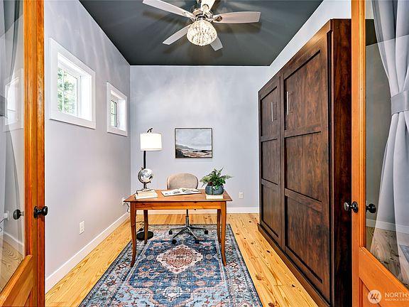 3rd image of 26039 Leyman Lane NE