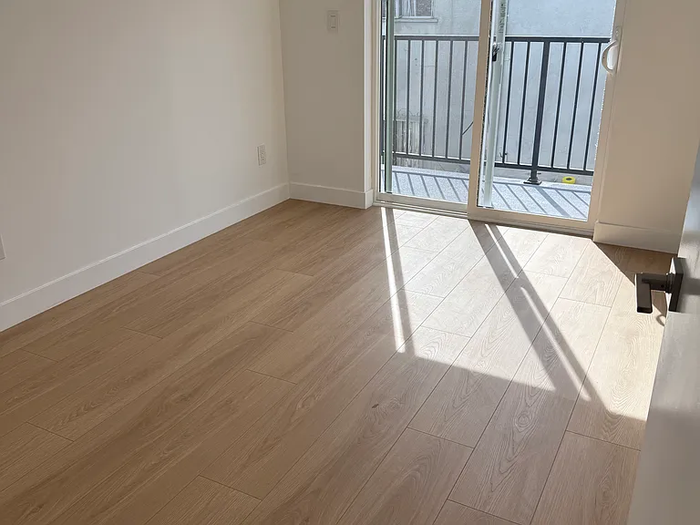 2024 7th Ave #2028-1/4 — Photo 15