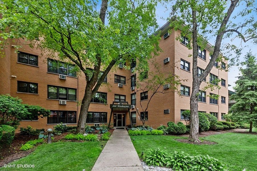 1st image of 444 Washington Blvd APT 204