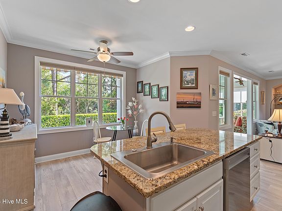 4th image of 3238 Seagrass Court