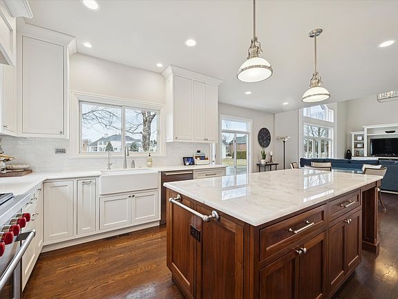 5th image of 6837 Fieldstone Dr