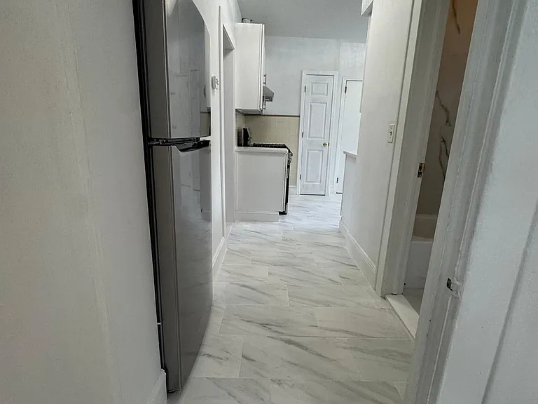 Midland Ave — Photo 13
