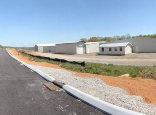 990 Epco Dr, Dandridge, TN 37725
