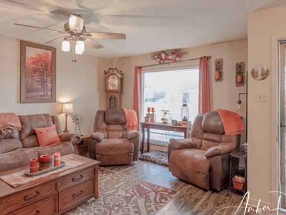 5th image of 1207 Royalty Ave