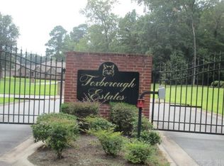 2405 Foxborough Cv, Pine Bluff, AR 71603