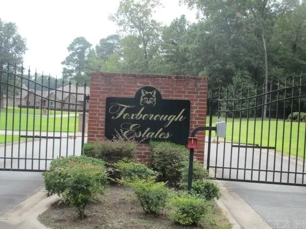 2405 Foxborough Cv, Pine Bluff, AR 71603