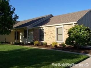 2633 Bunker Dr, Greenwood, IN 46143