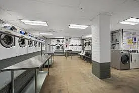 325 W 45th St #118 — Photo 7