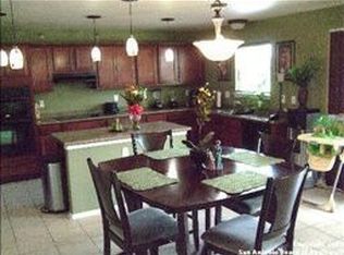 6800 Wayman Rdg, Live Oak, TX 78233