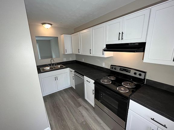 5th image of 122 Lakeview Dr