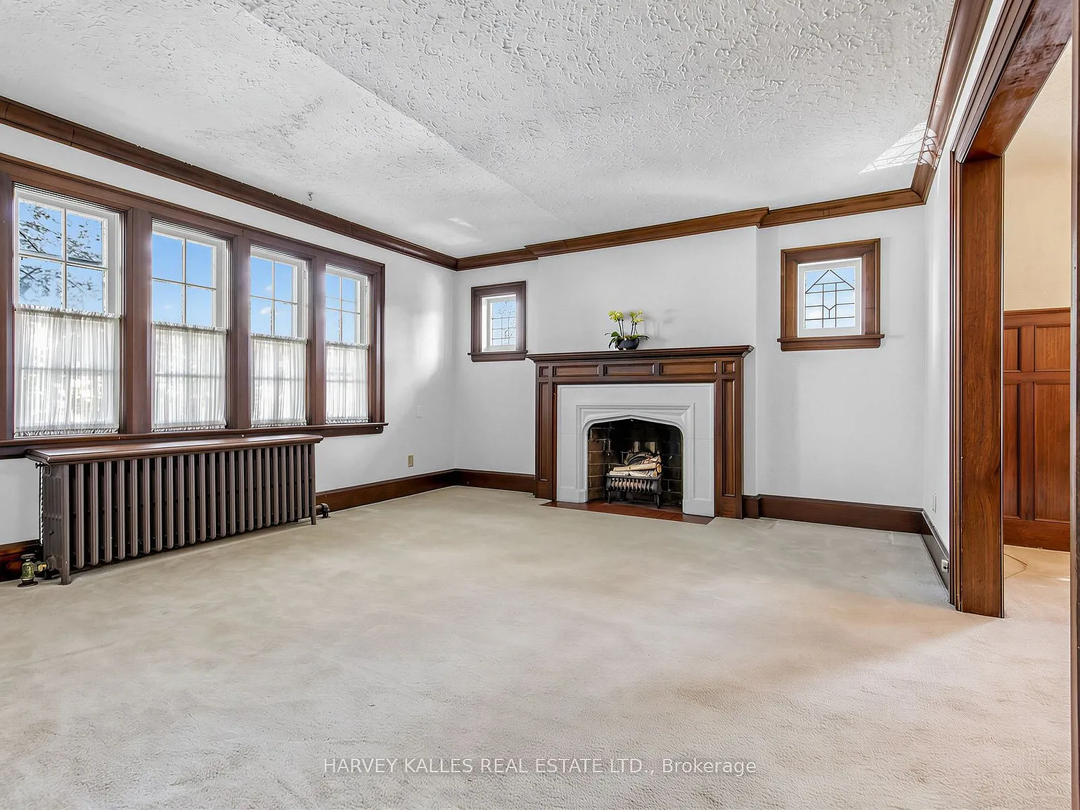 2 bed, $2,600 — Photo 2