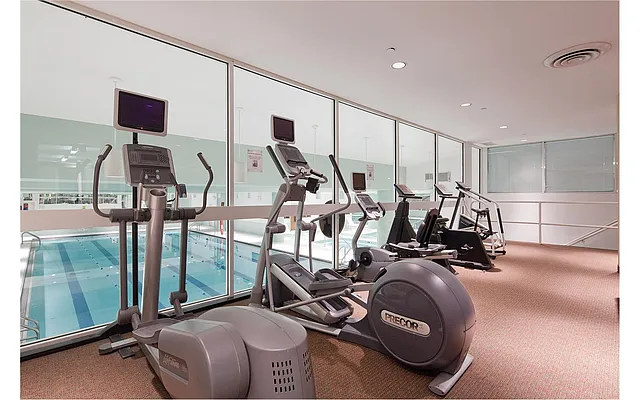 Rented by Corcoran | media 23