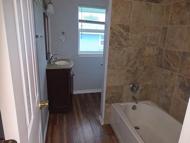211 Doyle Dr — Photo 6