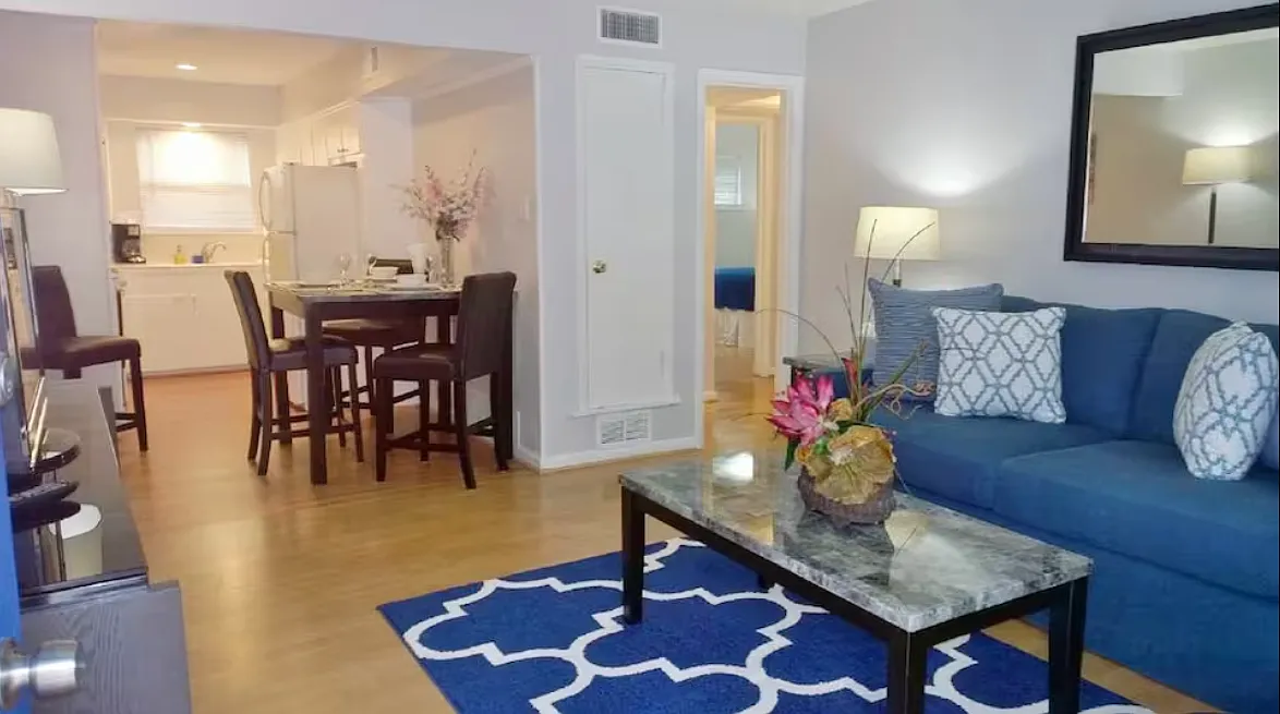 1 bed, 850 sqft, $1,700 — Photo 1