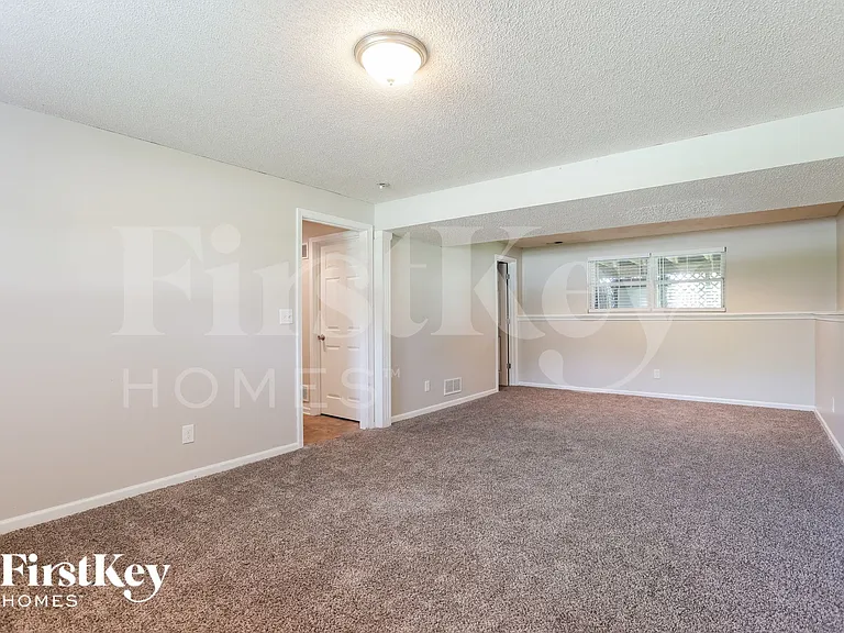 16306 Harris Ave — Photo 13