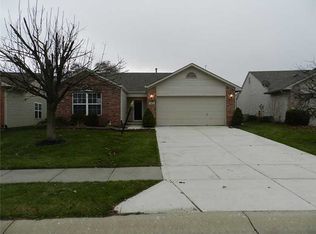 6073 White Birch Dr, Fishers, IN 46038