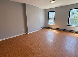31 Lander St FLOOR 2, Newburgh, NY 12550
