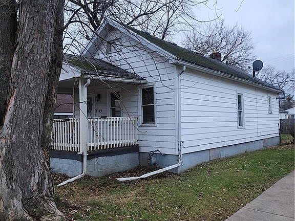 2nd image of 3549 Terrace Dr