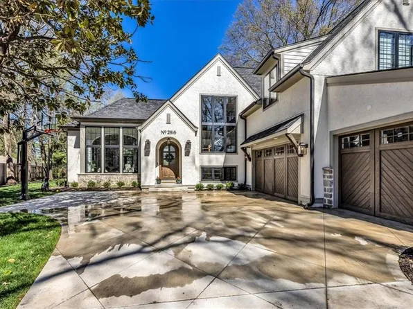 2816 W 90th St, Leawood, KS 66206