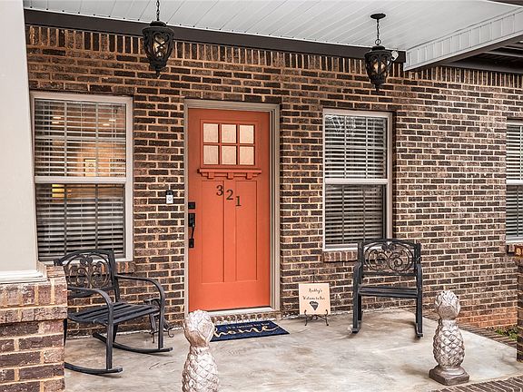 4th image of 321 Teakwood Dr