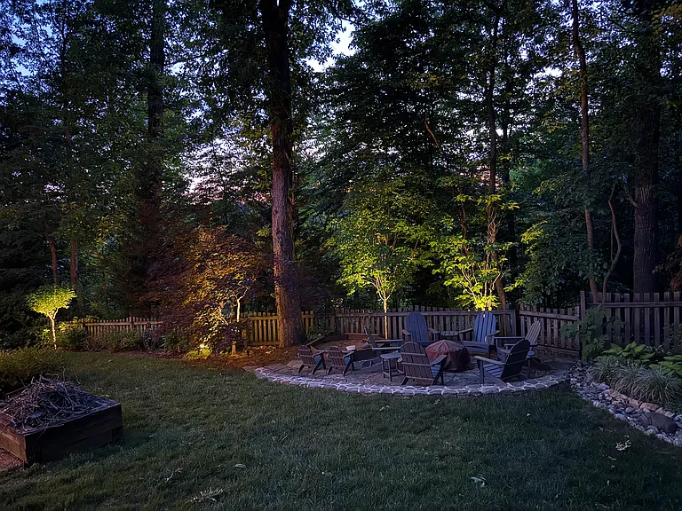 700 Victorian Ct — Photo 48