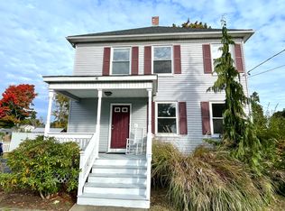 99 Riverside Ave, Warwick, RI 02889