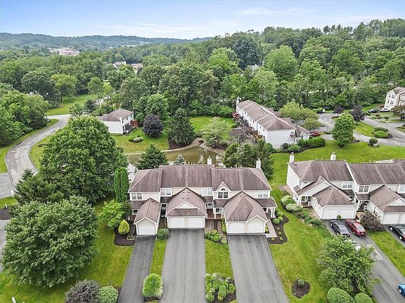 3rd image of 2804 Drake Ct