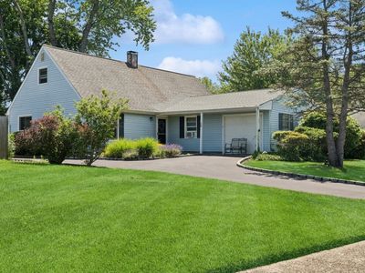 55 Charter Road, Selden, NY, 11784