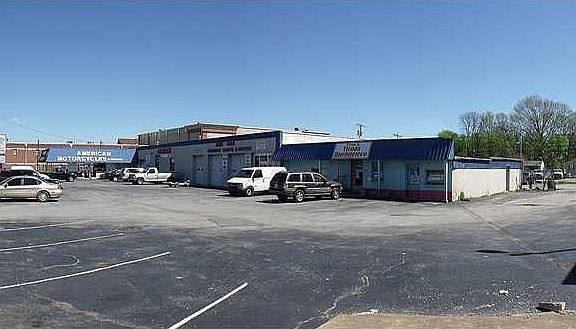 2nd image of 3208 Rossville Blvd