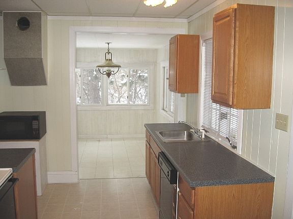 2nd image of 501 N Moore St