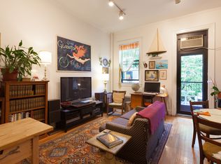 936 President St APT 2R, Brooklyn, NY 11215