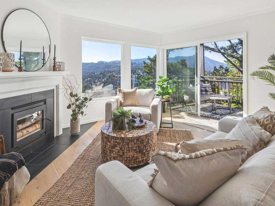 1st image of 369 Headlands Court