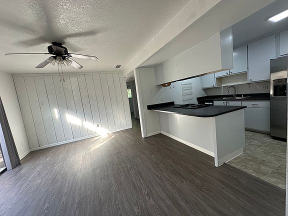 4th image of 4946 Summerwood Cir