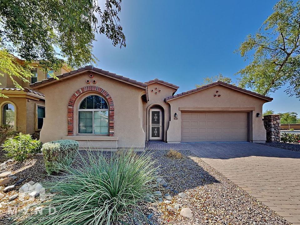 1st image of 5647 W Huntington Dr