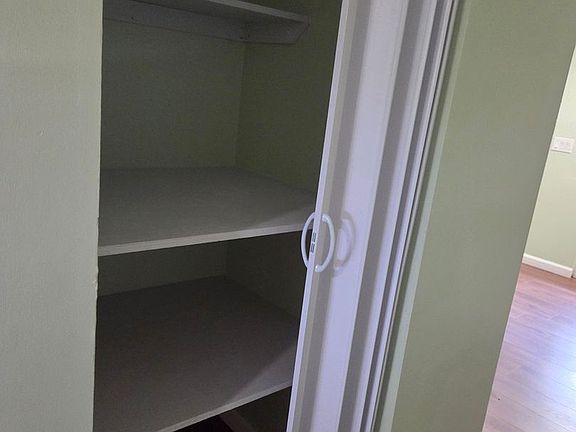 5th image of 179 Gilmer St APT 6