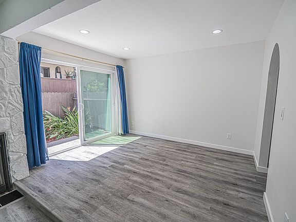 5th image of 9025 Willis Ave Unit 113